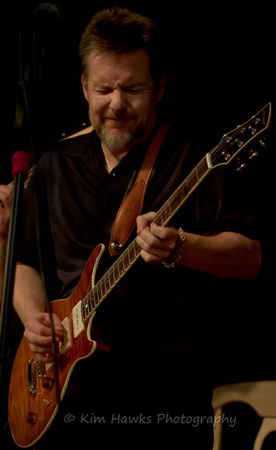 Jason Barker, lead guitar
