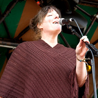 Lynn Blakey, Vocals